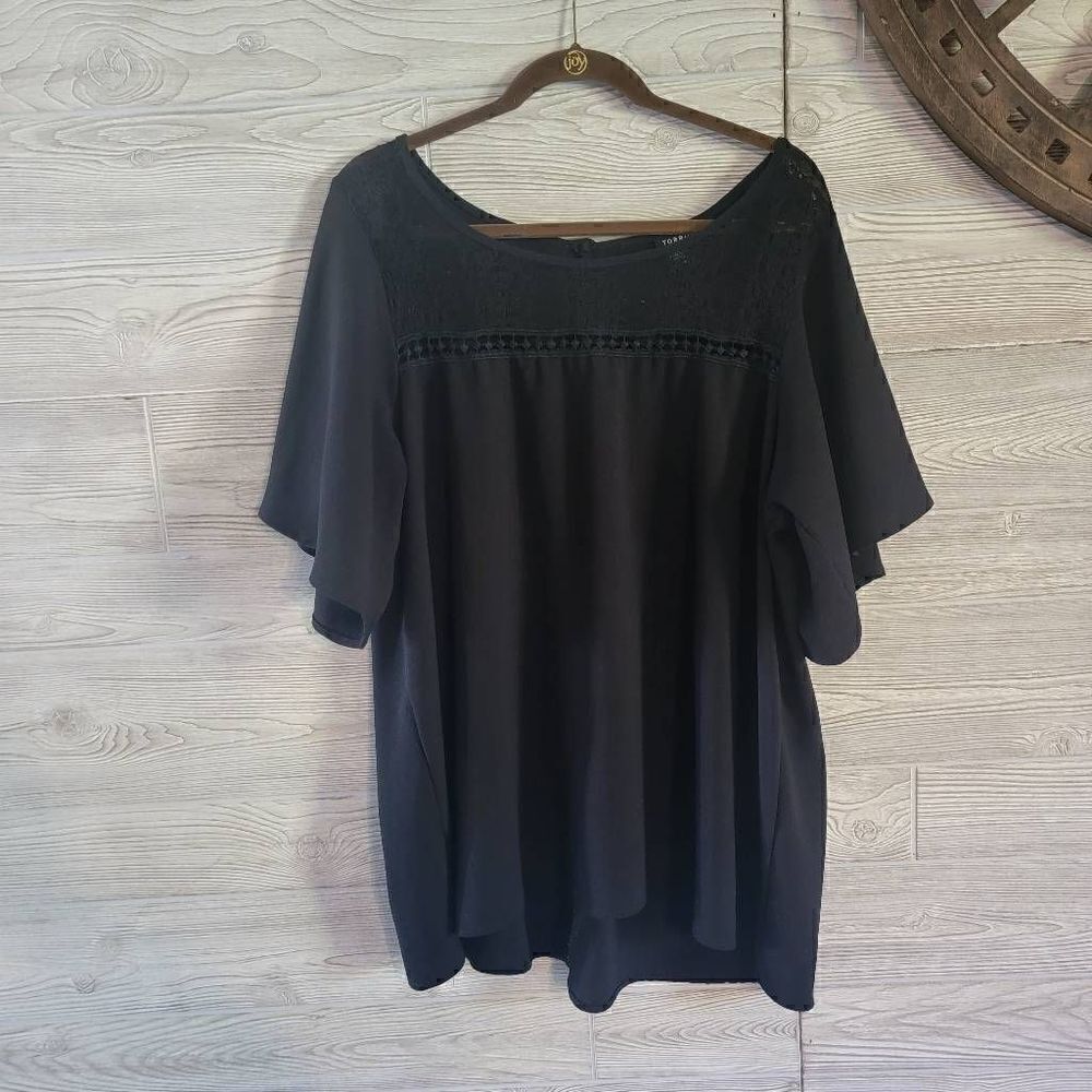 Torrid Babydoll Top Lace Womens SZ 2 Black Plus Size